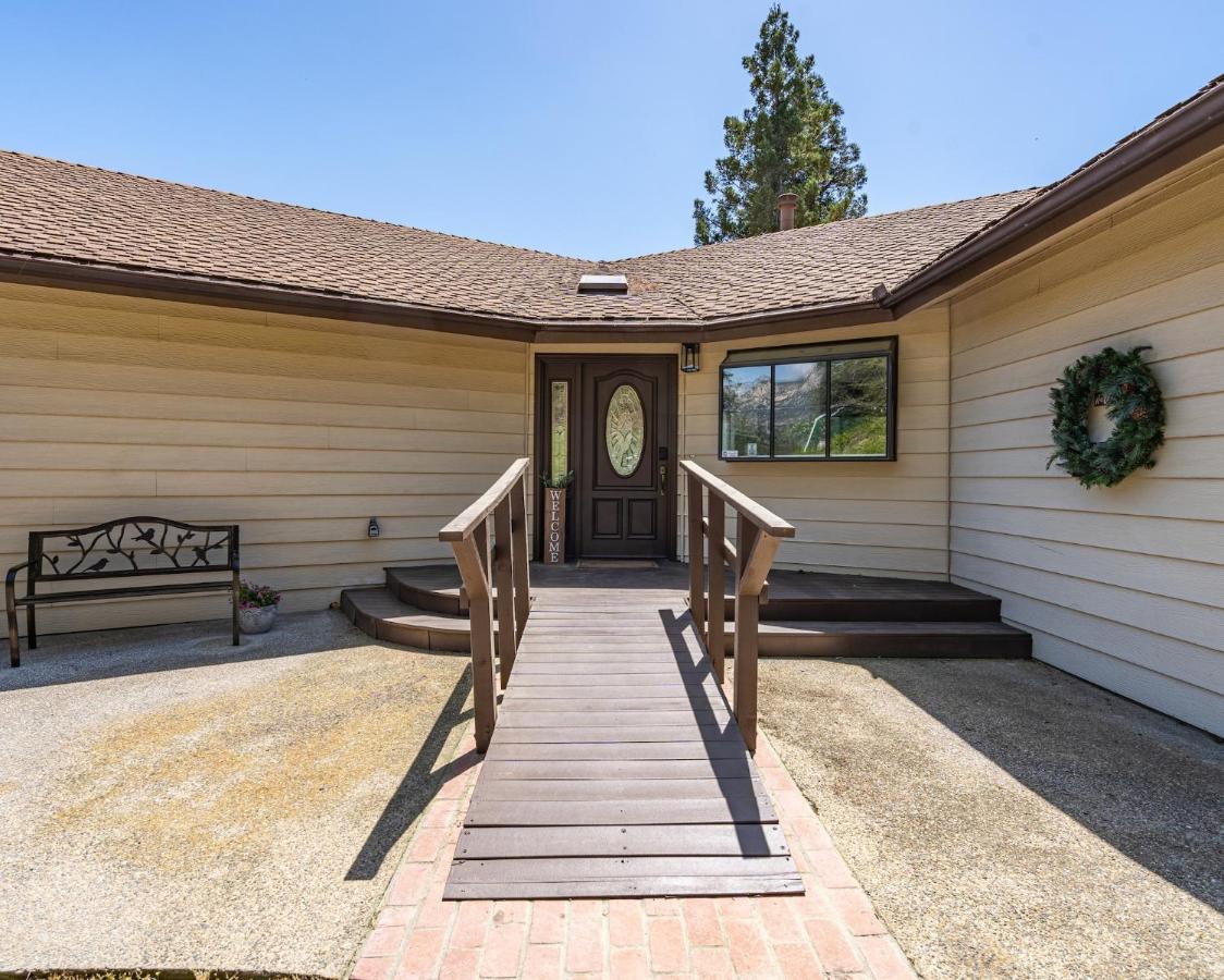 Secluded Mtn Top Family Haven W/Views Spa & Arcade Three Rivers Exteriör bild