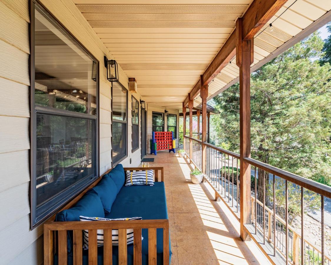 Secluded Mtn Top Family Haven W/Views Spa & Arcade Three Rivers Exteriör bild