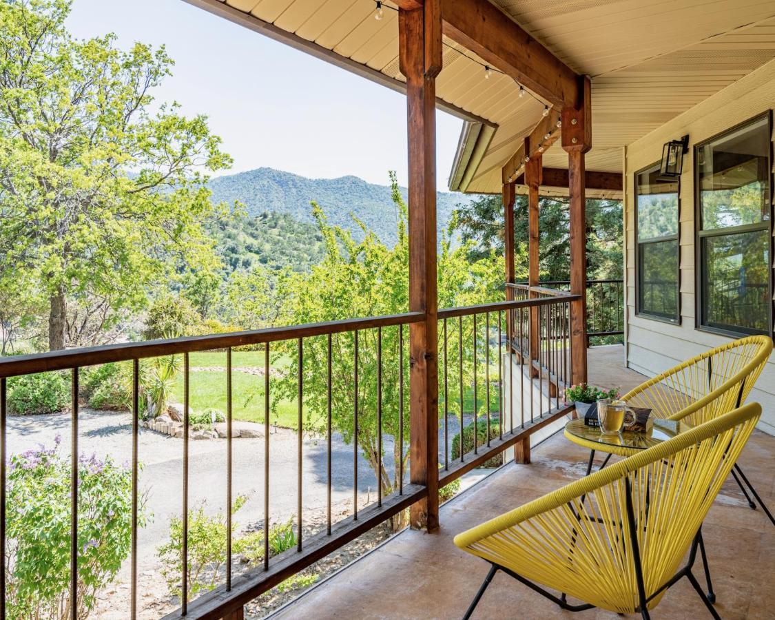 Secluded Mtn Top Family Haven W/Views Spa & Arcade Three Rivers Exteriör bild